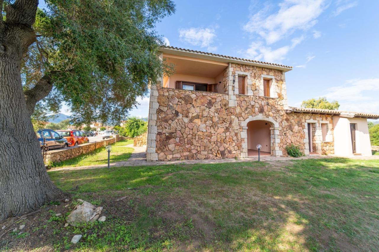 Iss Travel, Pedra Rosa 2 Bedroom Apartments With Private Terrace And Air Conditioning San Teodoro  Exterior foto